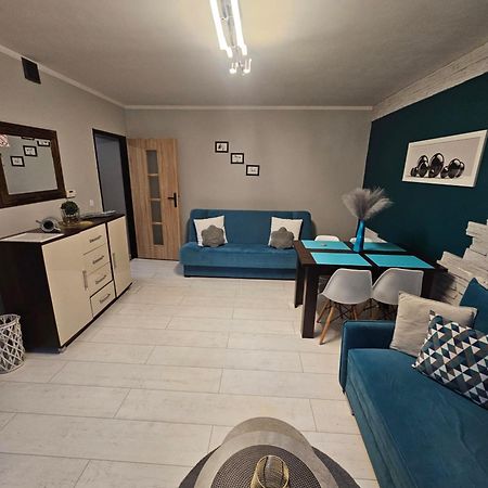 Quiet Basement Apartment Poznan Exterior photo