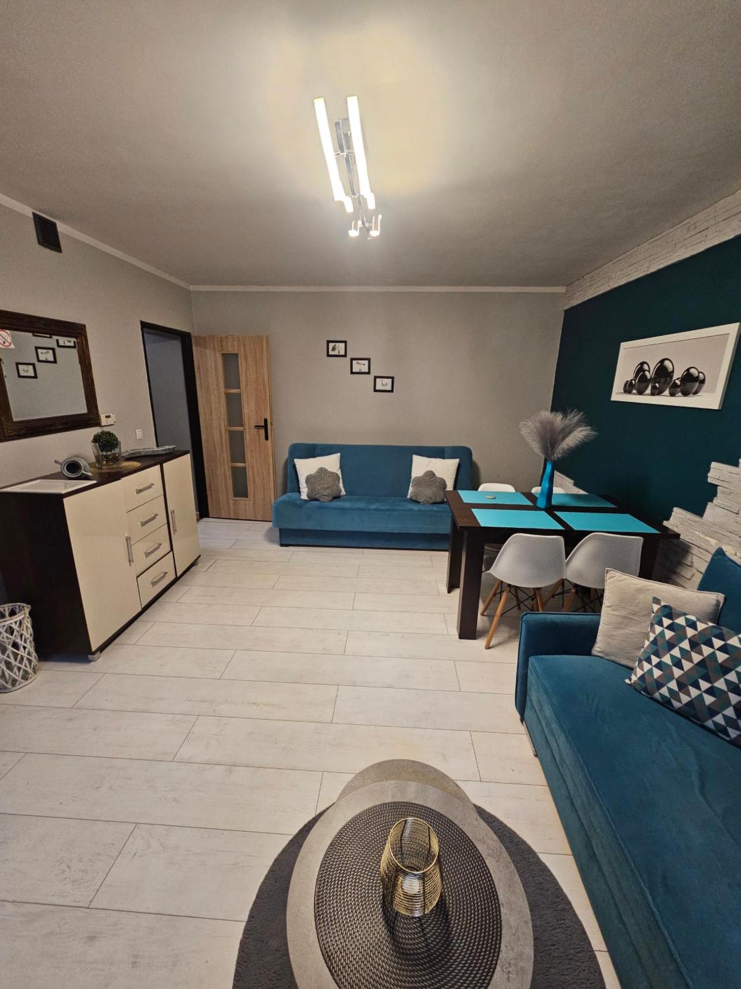 Quiet Basement Apartment Poznan Exterior photo